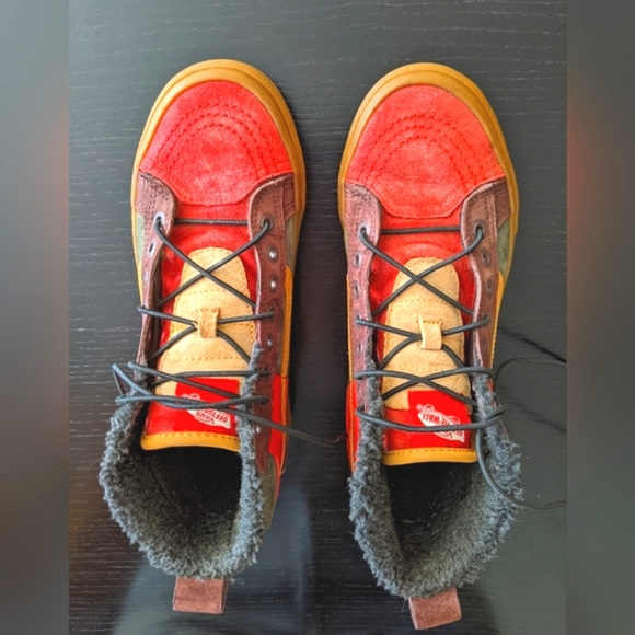 8.5 lined *all weather* Women's sz 8.5 Vans - Picture 7 of 7